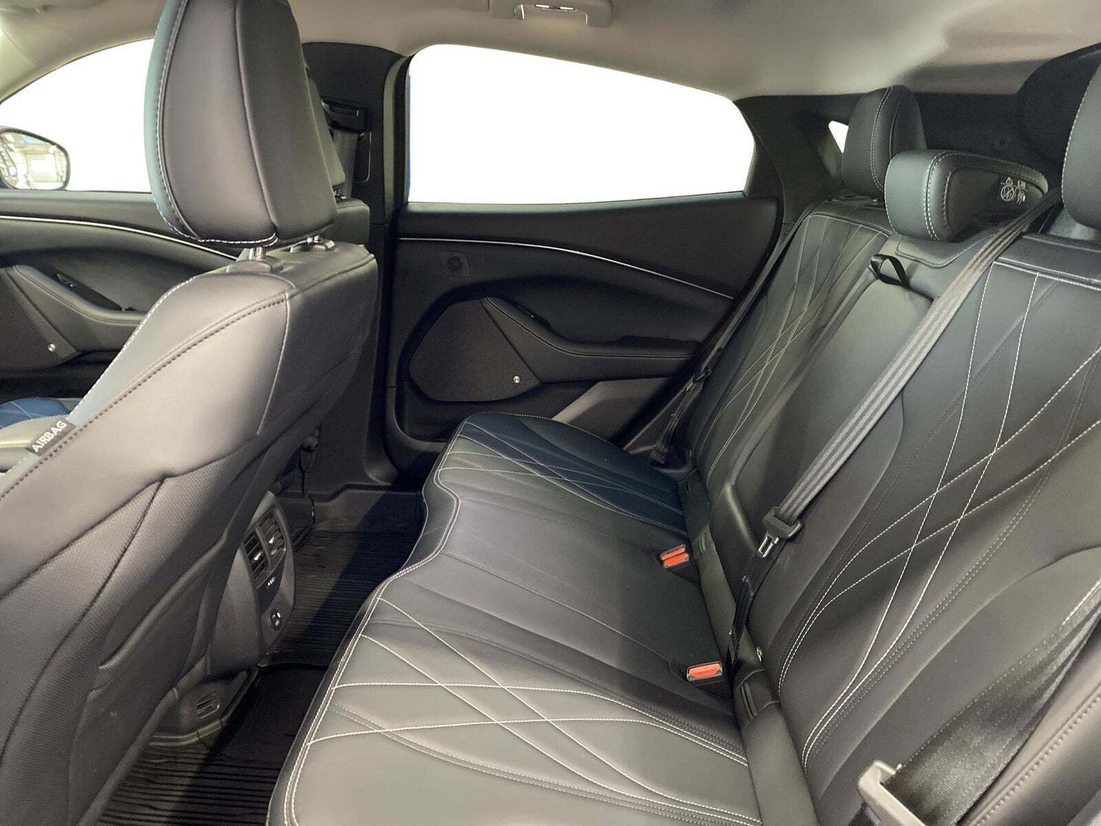 Ford Mustang Mach-E 75 Standard Range