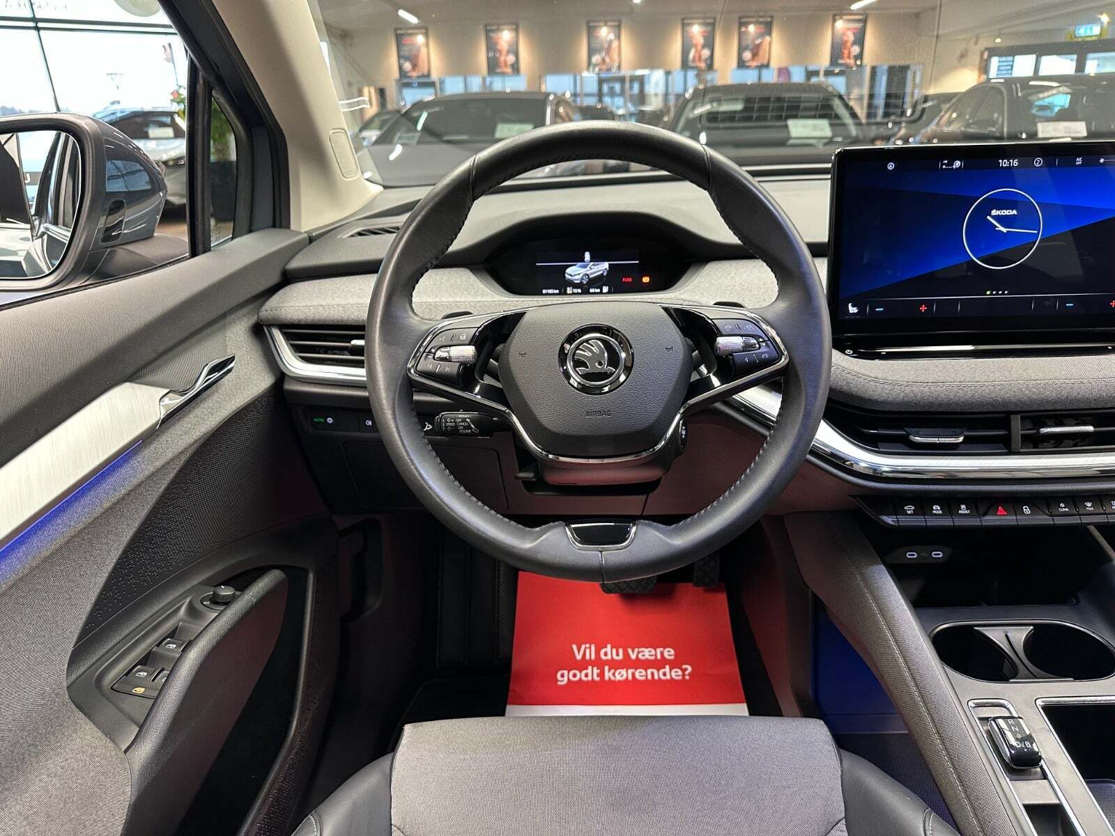 Grå Skoda Enyaq fra 2021