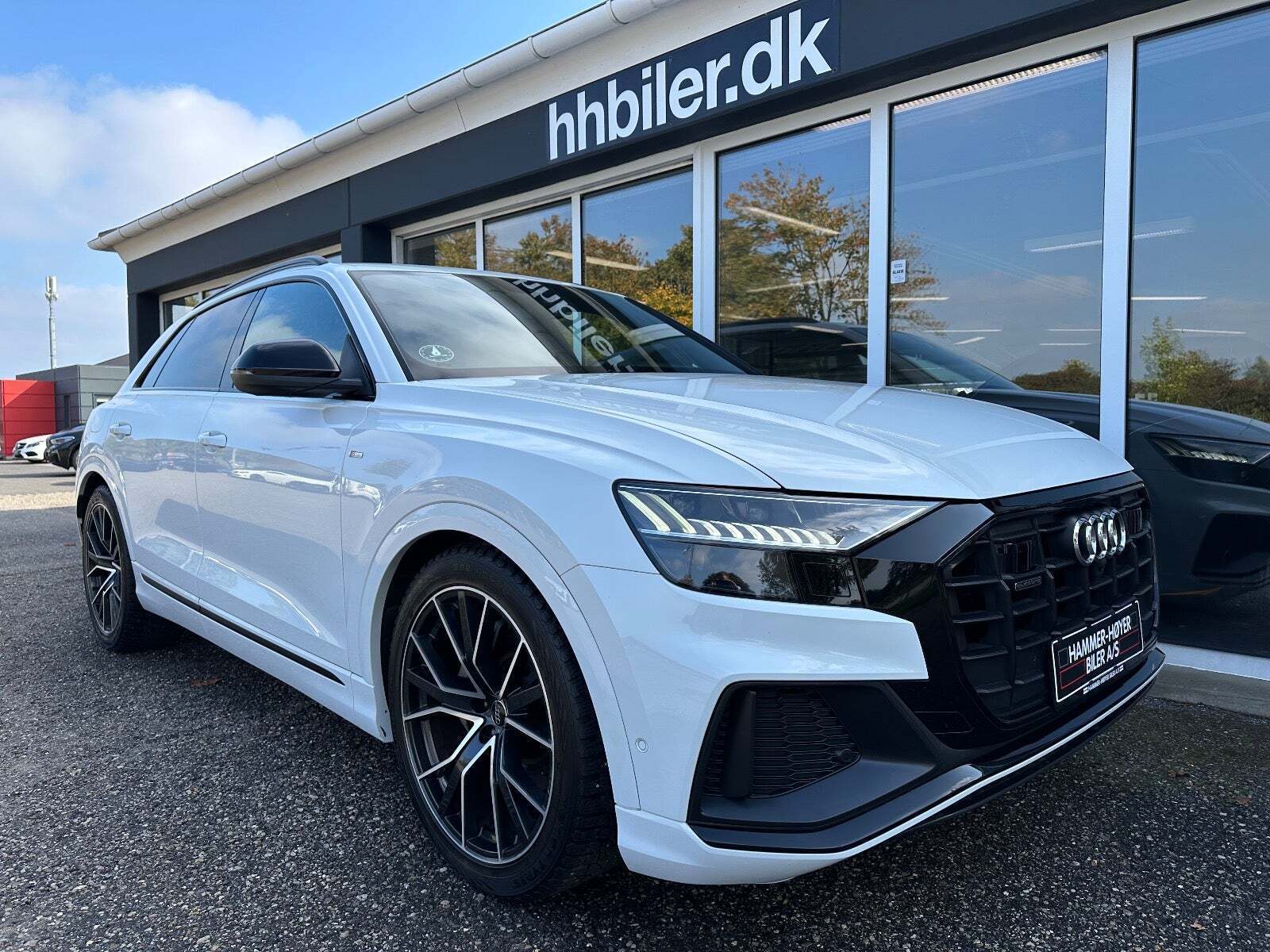 Hvid Audi Q8 fra 2019