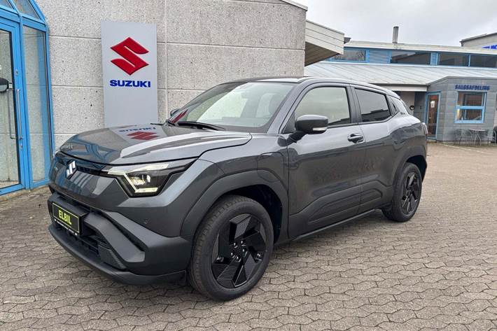 Grå Suzuki eVitara fra 2025
