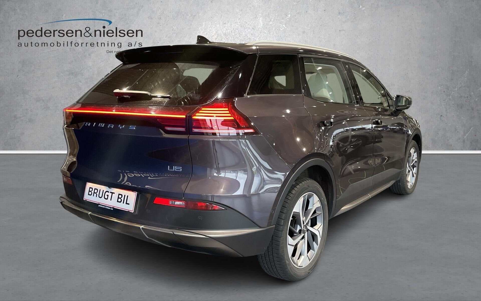 Aiways U5 EL Premium 204HK 5d Aut.