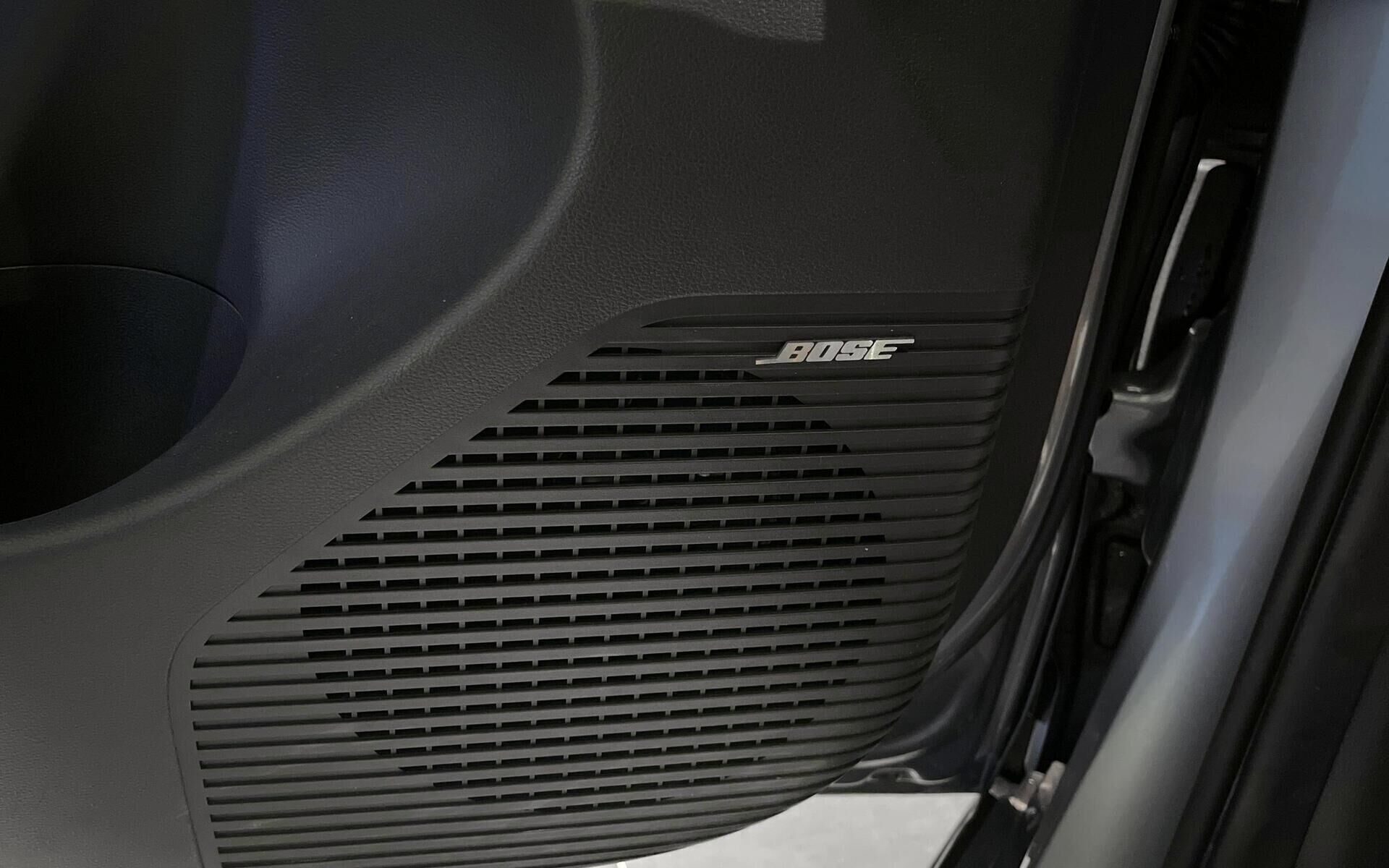 Blå Hyundai Kona fra 2024