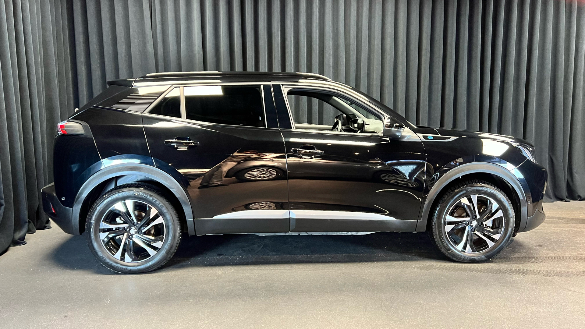 Peugeot e-2008 EL GT 136HK 5d Aut.