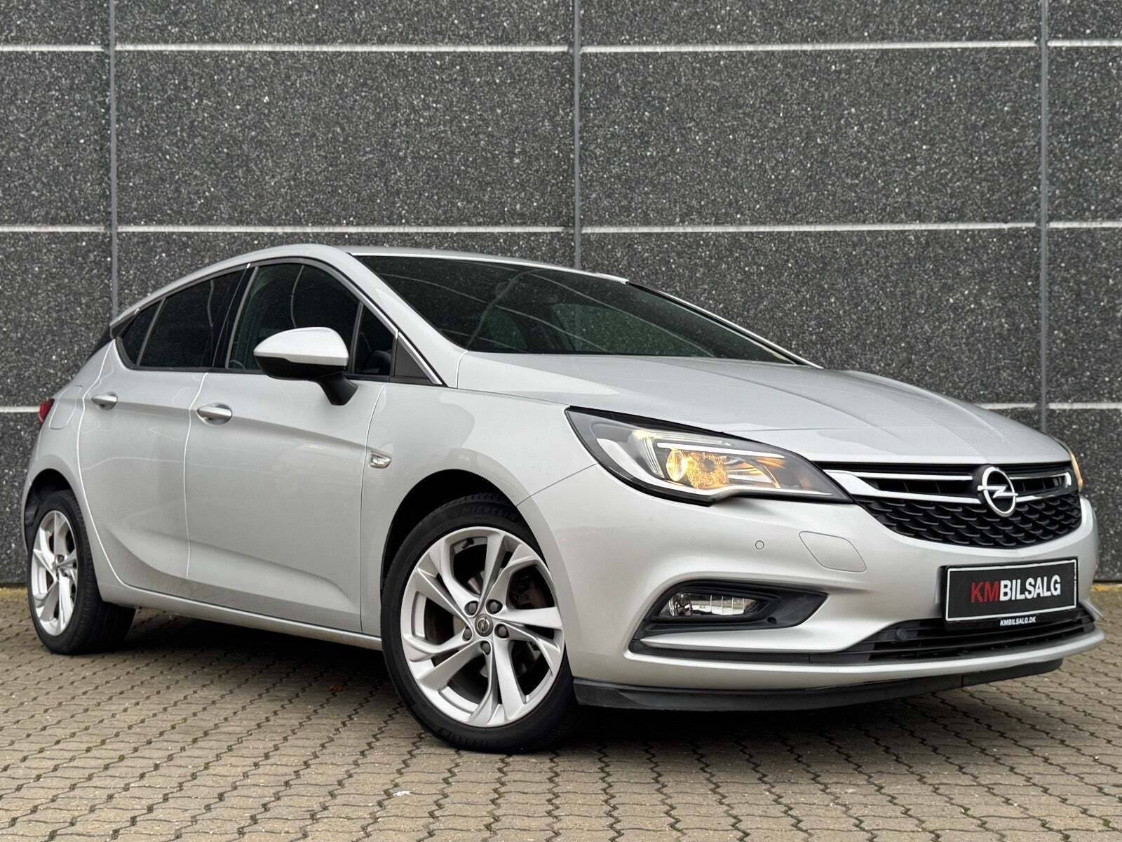 Opel Astra 1,4 T 150 Dynamic