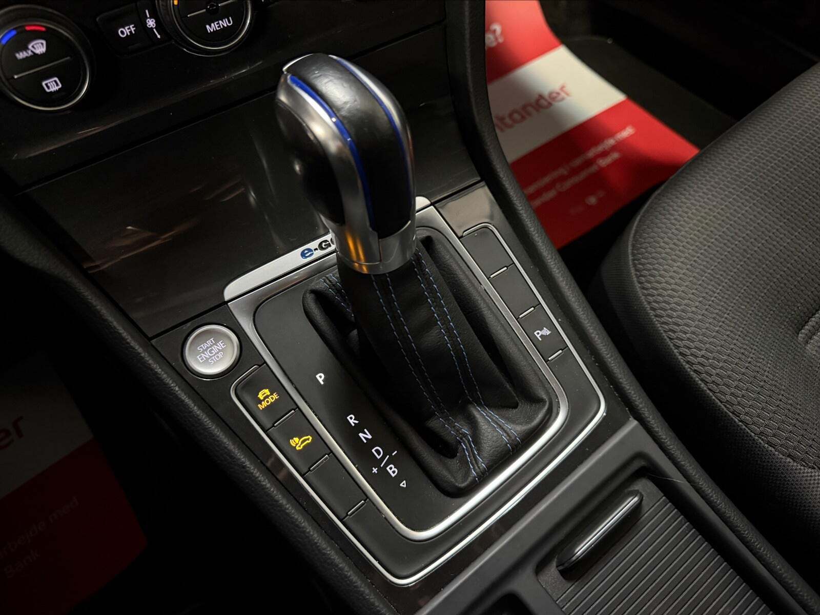 Blå VW e-Golf VII fra 2019