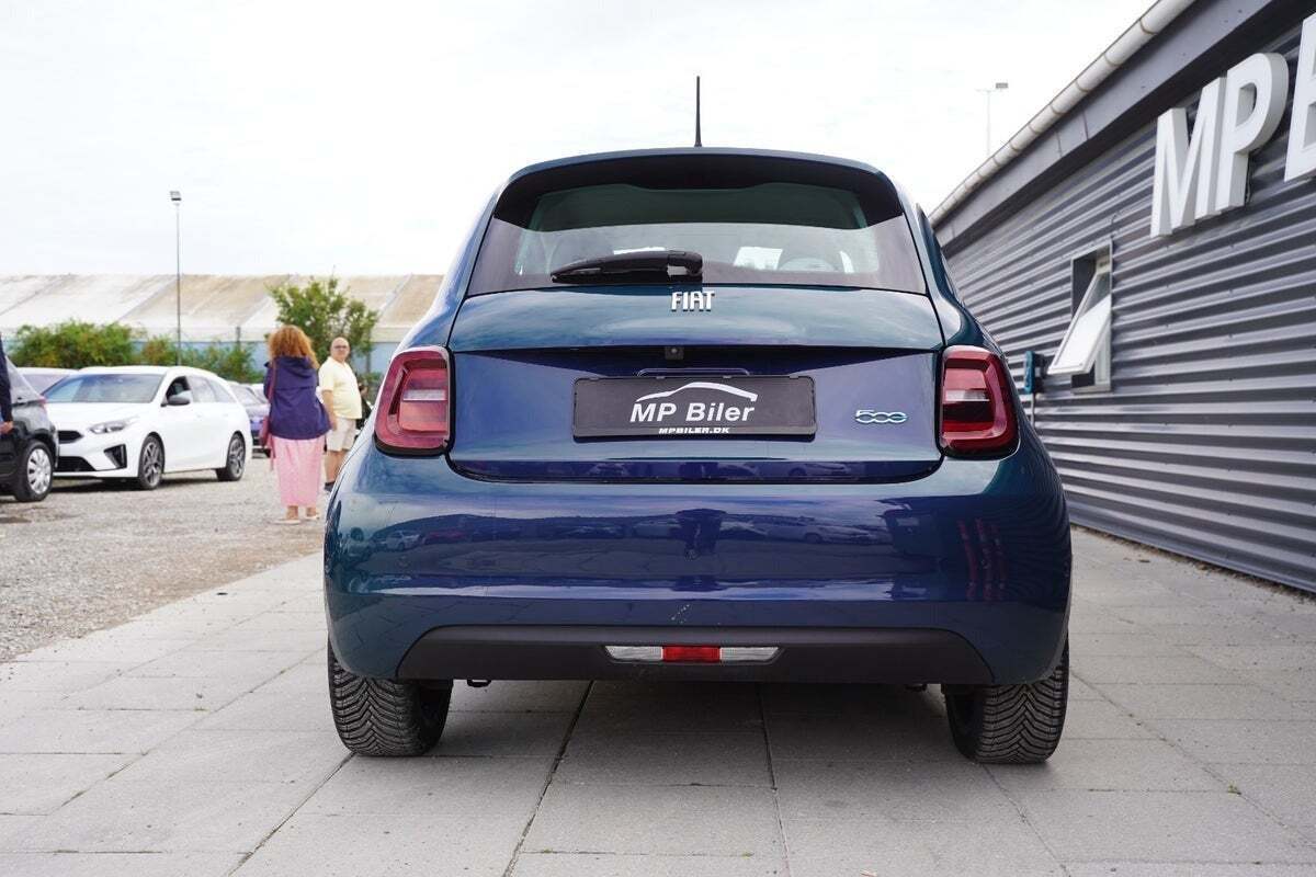 Fiat 500e 42 la Prima 3+1