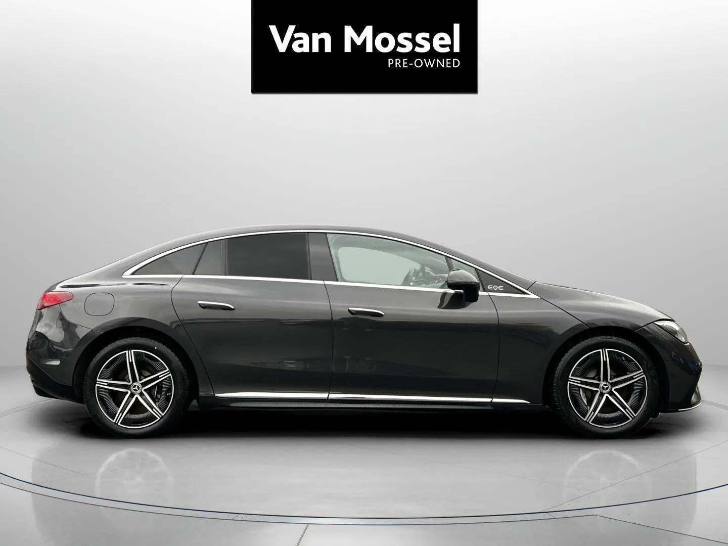 Mercedes EQE350+ AMG Line