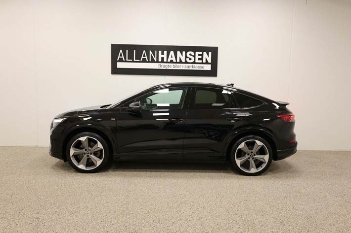 Sort Audi Q4 e-tron fra 2022