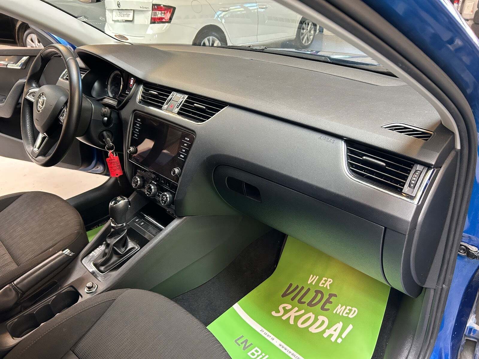 Sort Skoda Octavia fra 2018