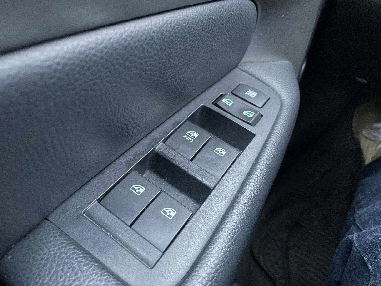 Sølv Chevrolet Epica fra 2007