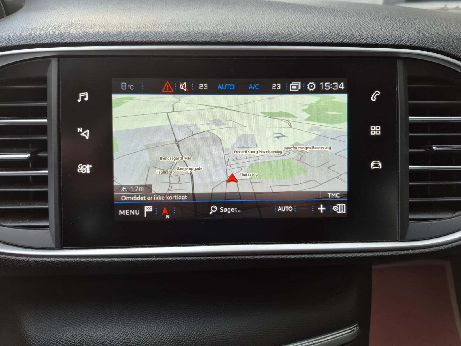 Grå Peugeot 308 fra 2020