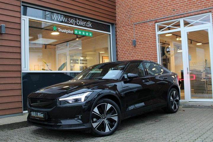 Sort Polestar 2 fra 2024