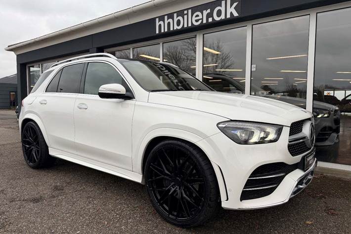 Hvid Mercedes GLE300 d fra 2020