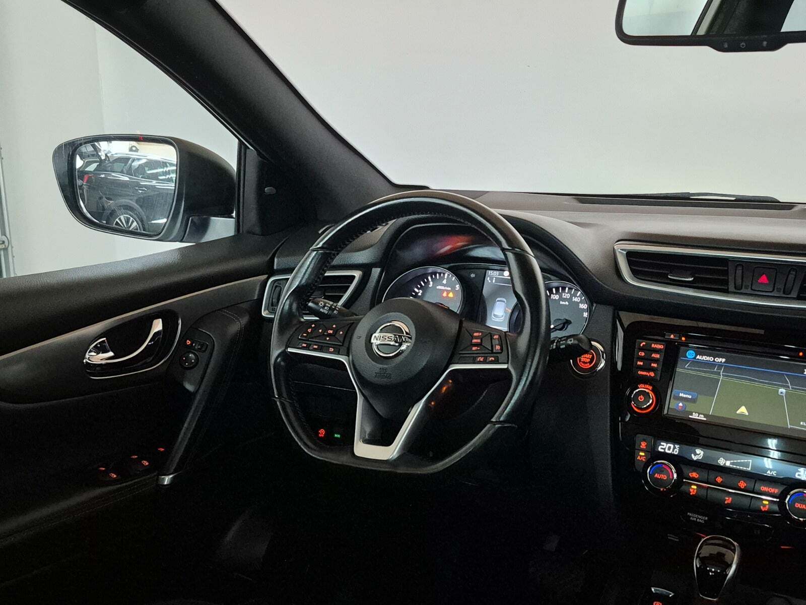 Hvid Nissan Qashqai fra 2017