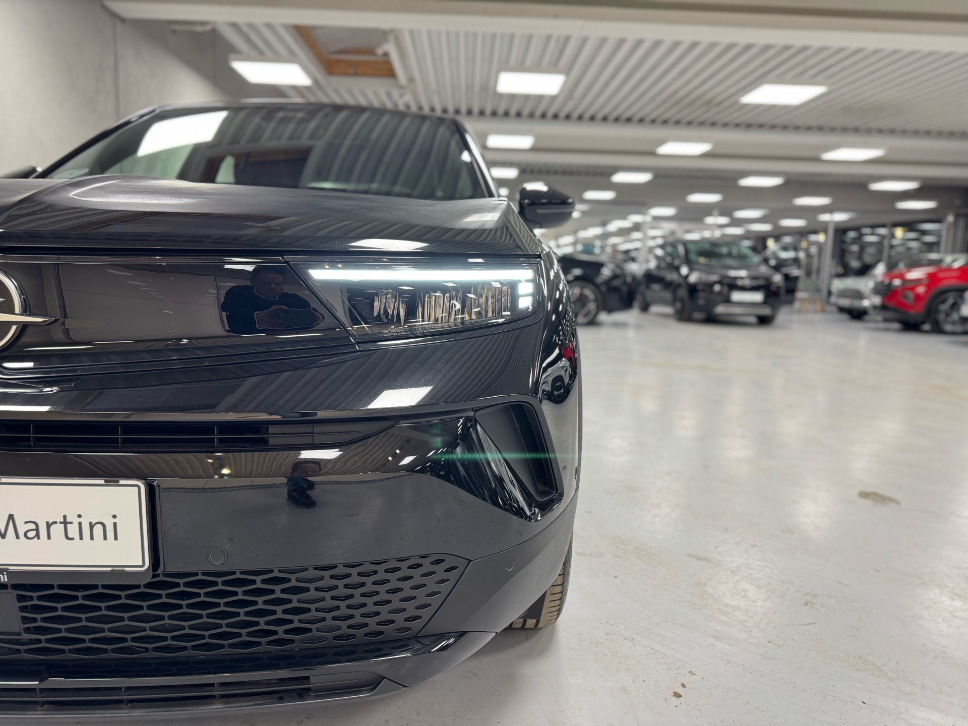 Sort Opel Mokka-e fra 2024