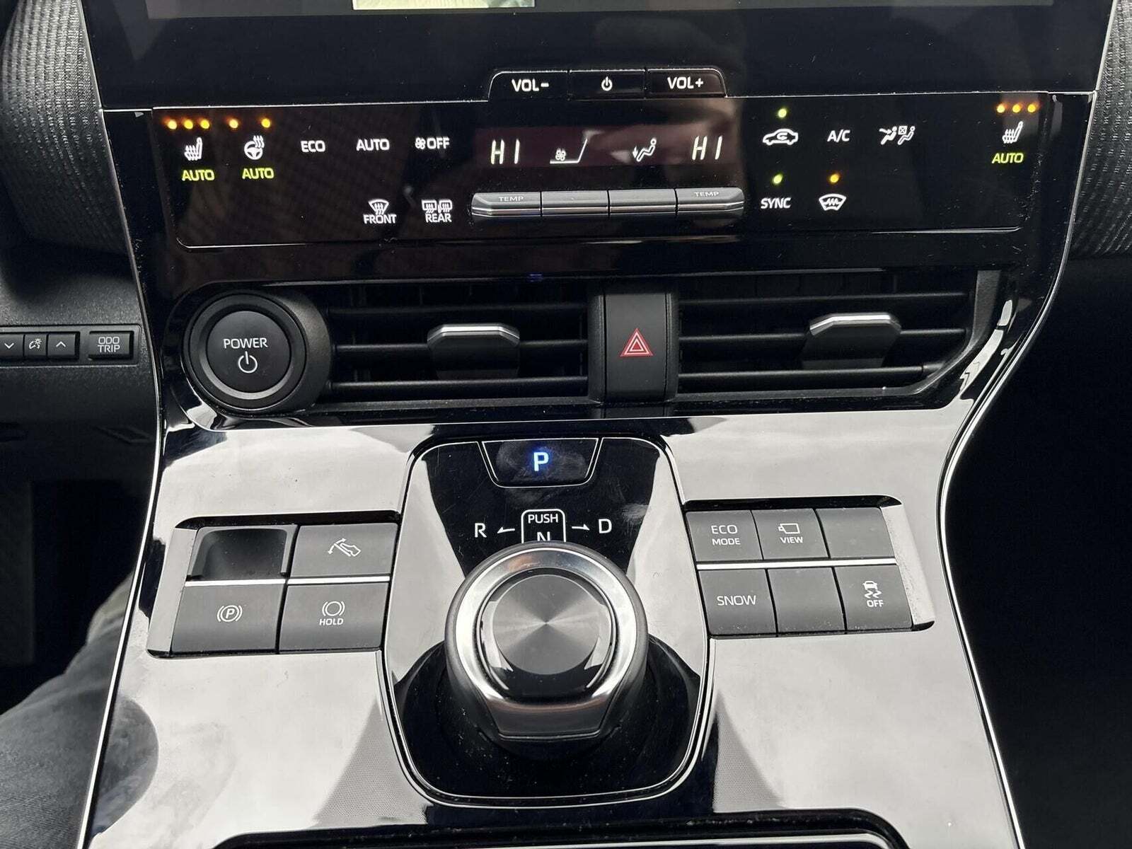 Sort Toyota BZ4X fra 2023