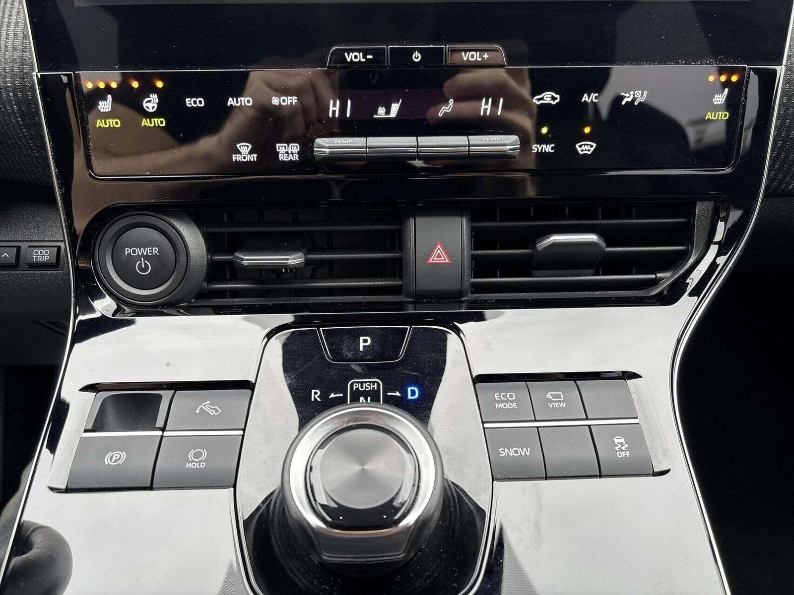 Sort Toyota BZ4X fra 2023