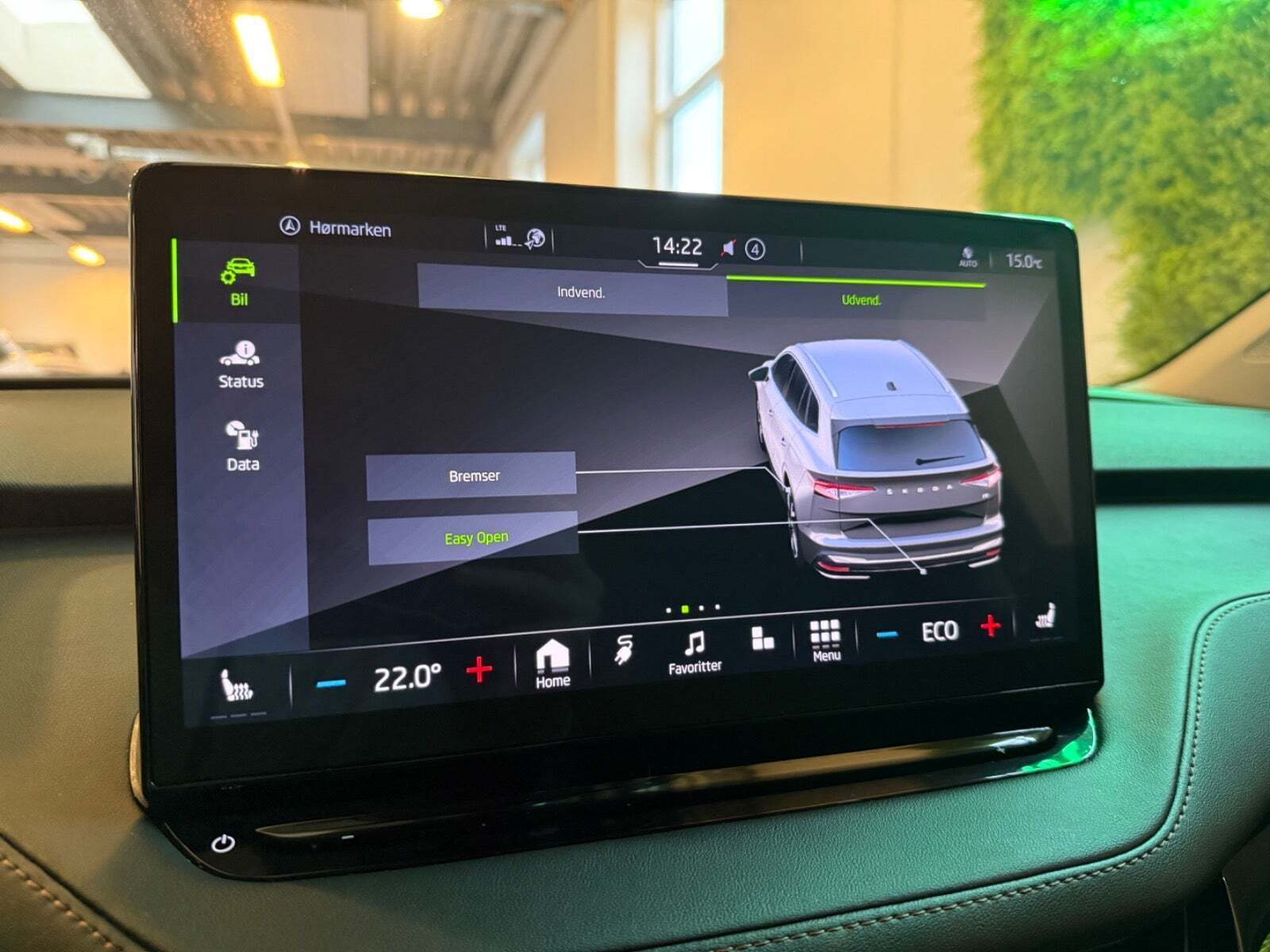 Grå Skoda Enyaq fra 2022