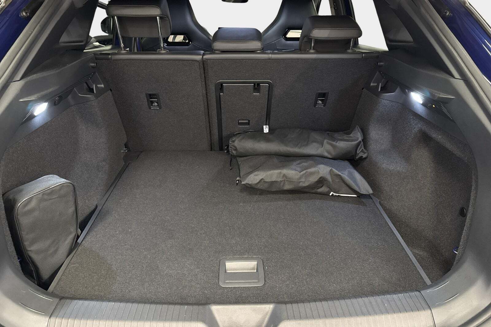 Blå VW ID.4 fra 2025