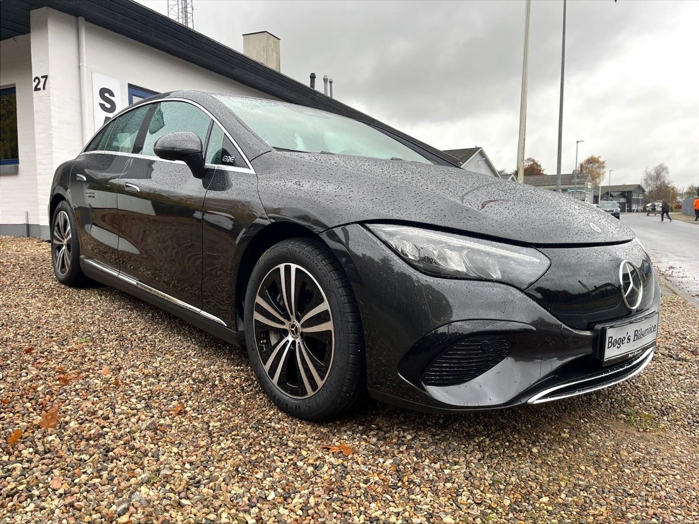 Mercedes EQE 300 Mercedes EQE300 Electric Art