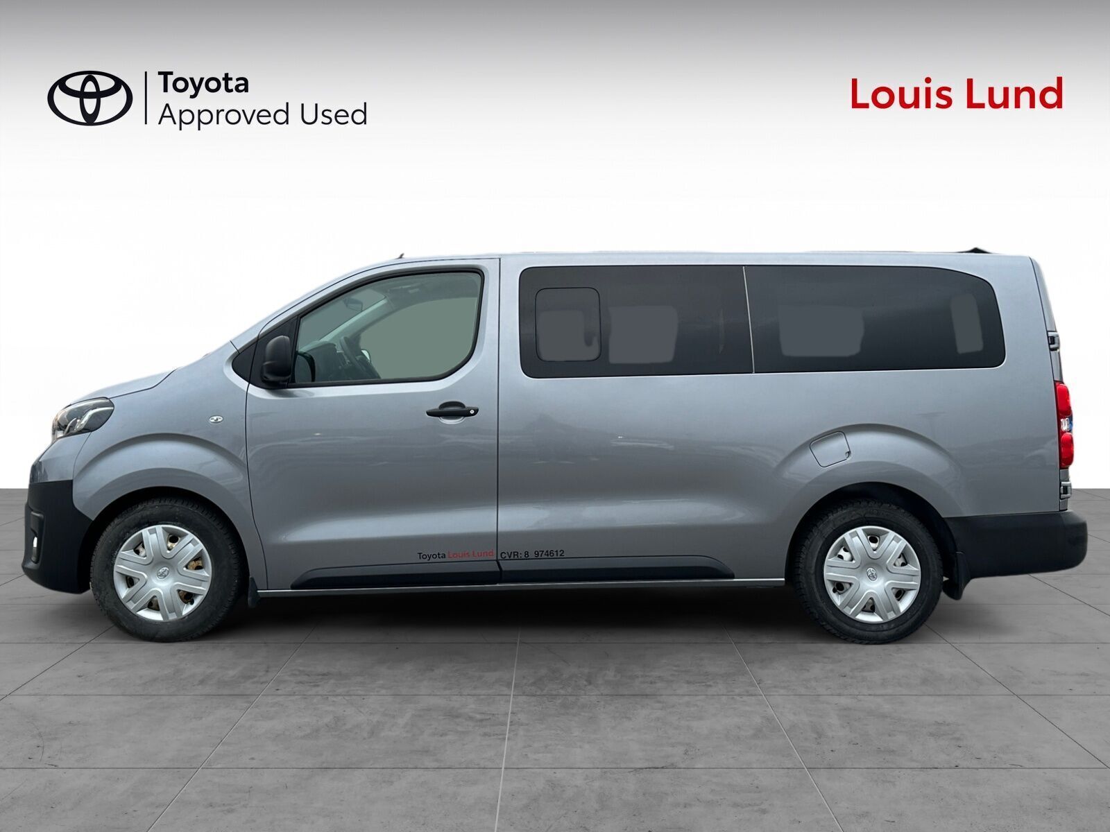 Grå Toyota Proace Verso fra 2021