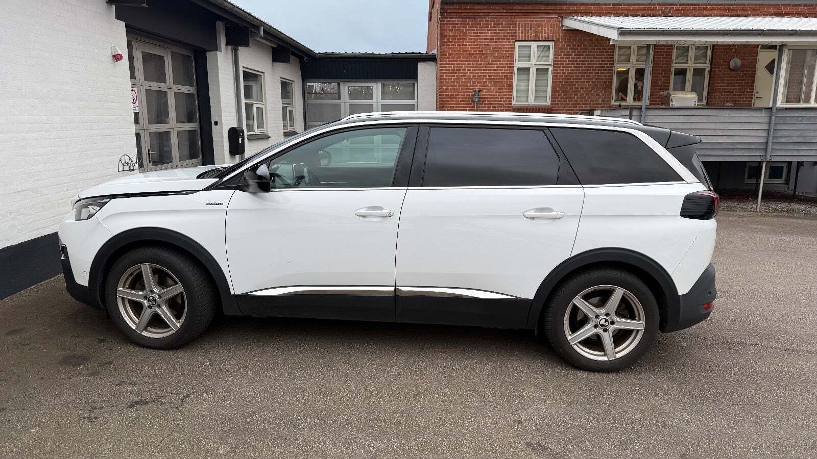 Peugeot 5008 1,6 BlueHDi 120 GT Line EAT6 7prs