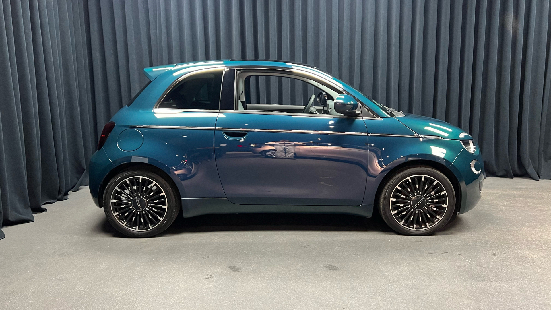 Fiat 500e EL Icon Plus 118HK 3d Aut.
