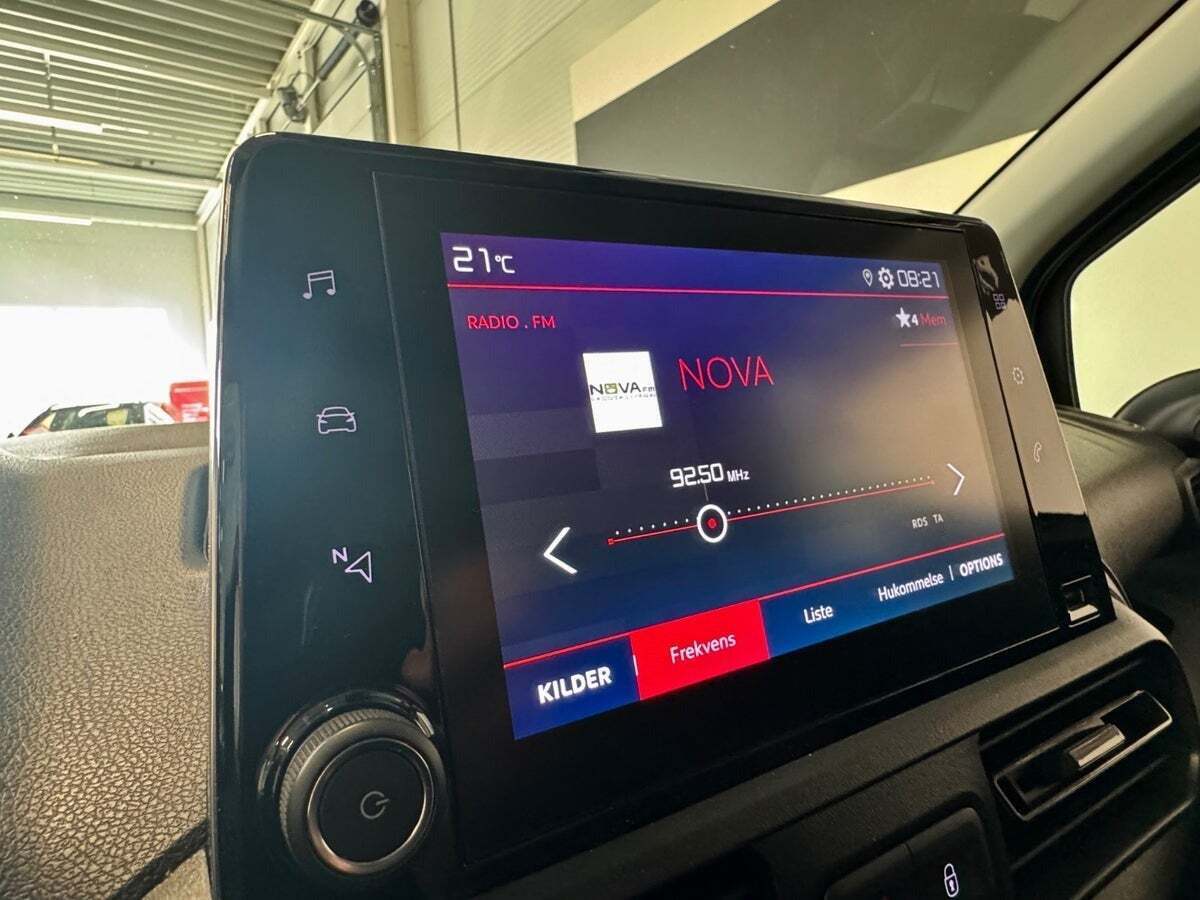 Sort Citroën Berlingo fra 2019