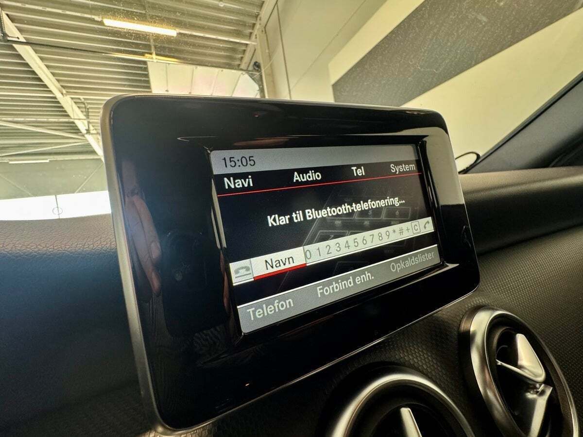 Hvid Mercedes A200 fra 2015