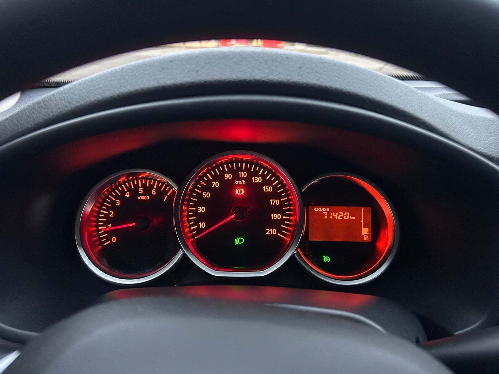 Blå Dacia Sandero fra 2018