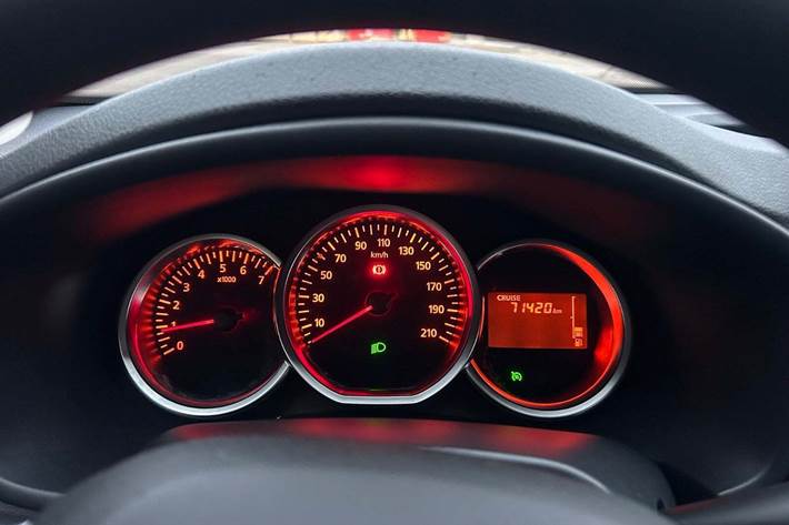 Blå Dacia Sandero fra 2018