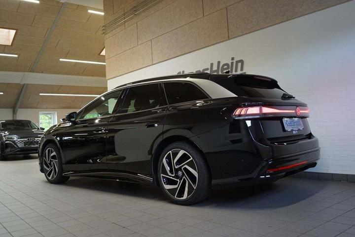 Sort VW ID.7 fra 2025