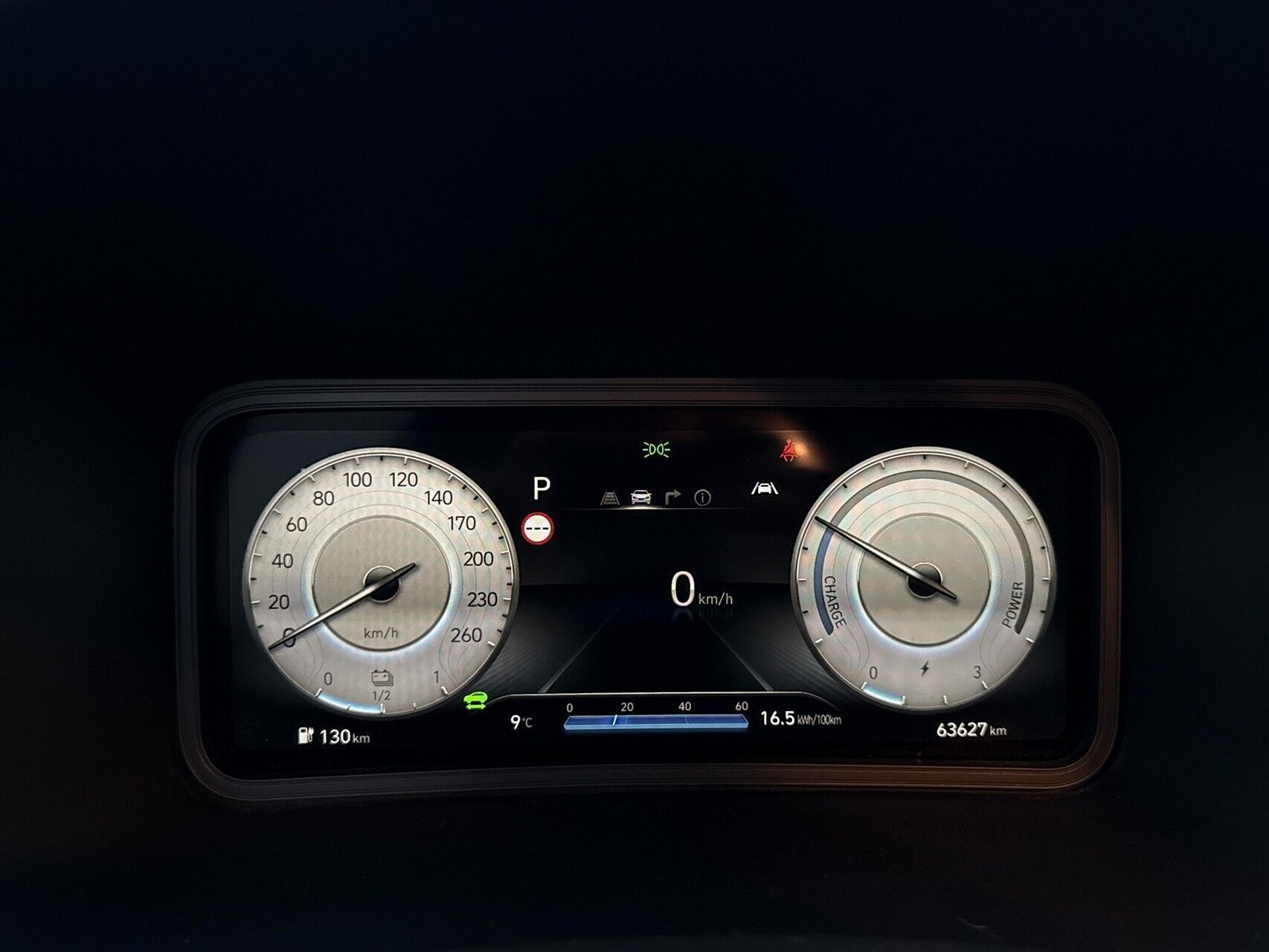 Rød Hyundai Kona fra 2022