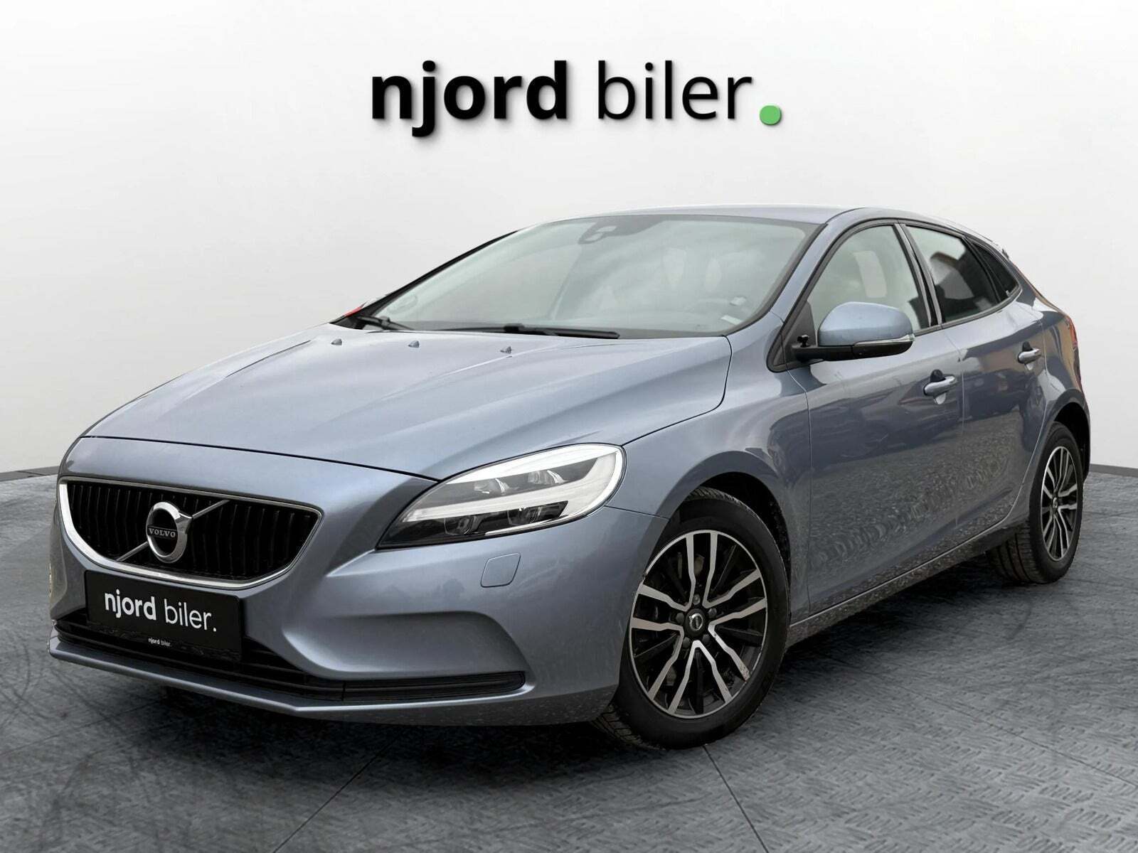 Volvo V40 1,5 T3 152 Momentum aut.
