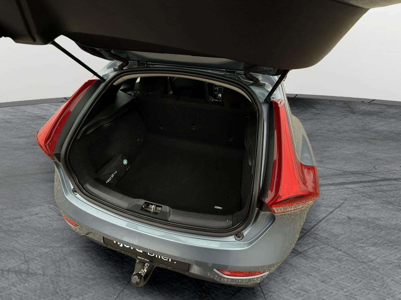 undefined Volvo V40 fra 2018