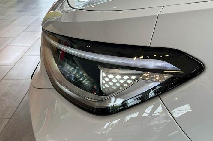 Hvid VW ID.4 fra 2025