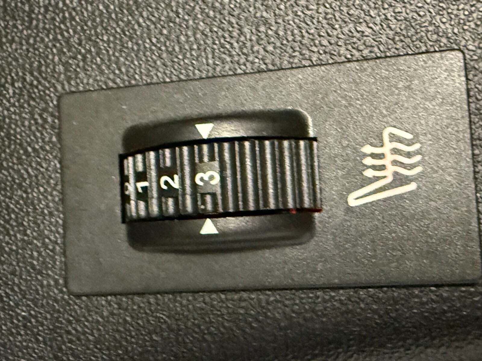 Sort Peugeot 208 fra 2019