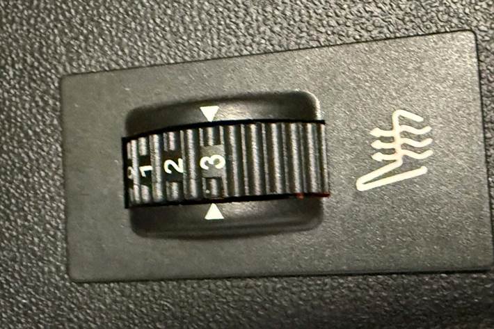 Sort Peugeot 208 fra 2019