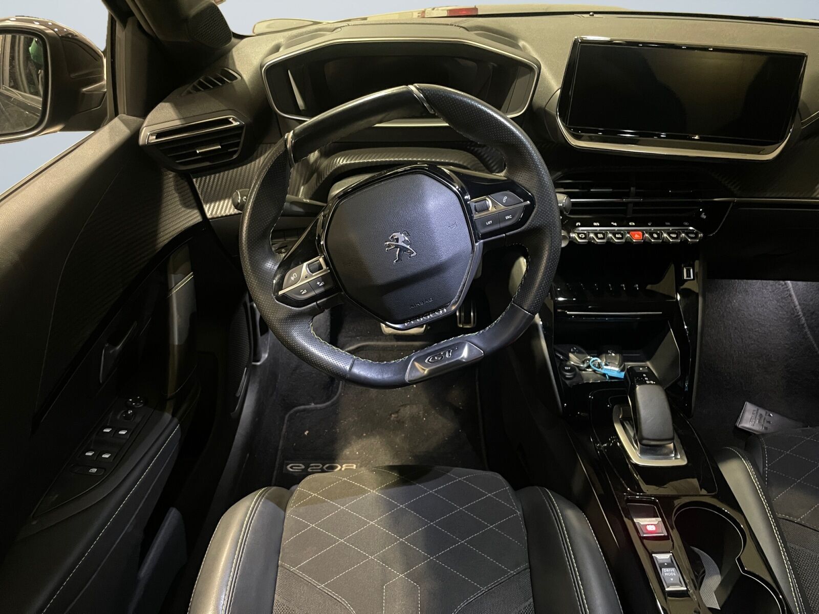 Peugeot e-208 50 GT Pack