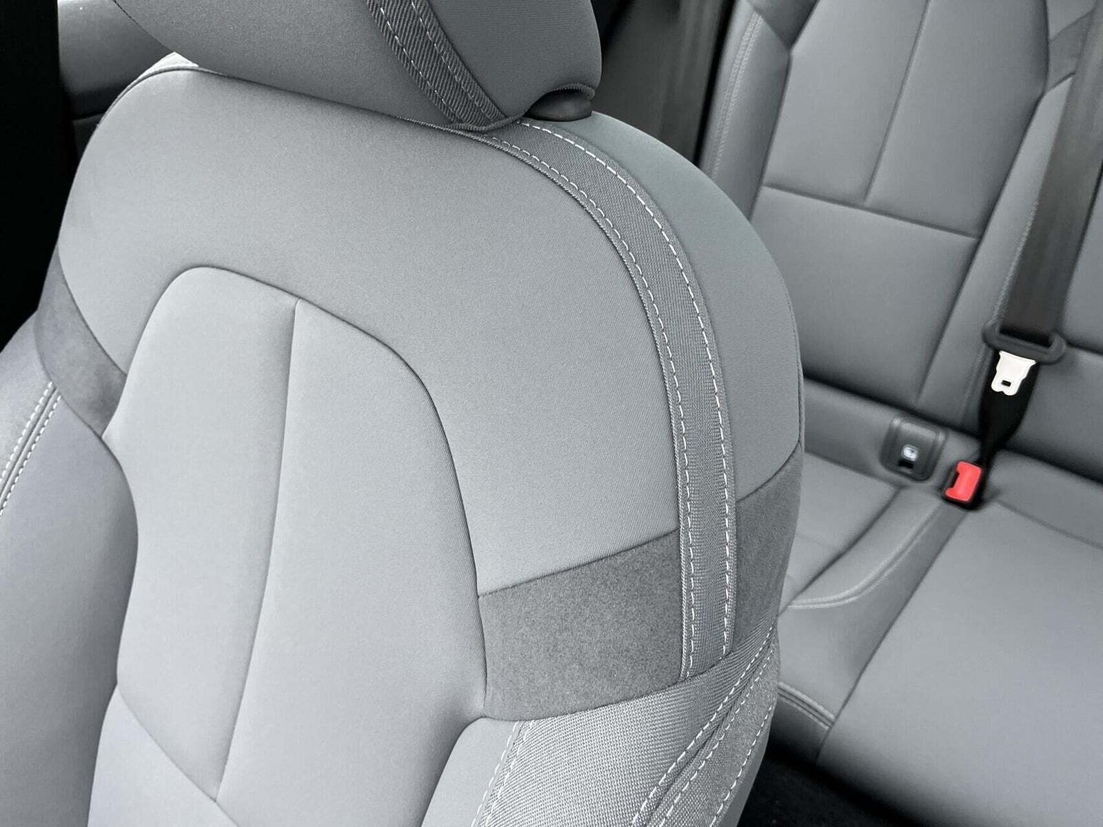 Hvid Polestar 2 fra 2022