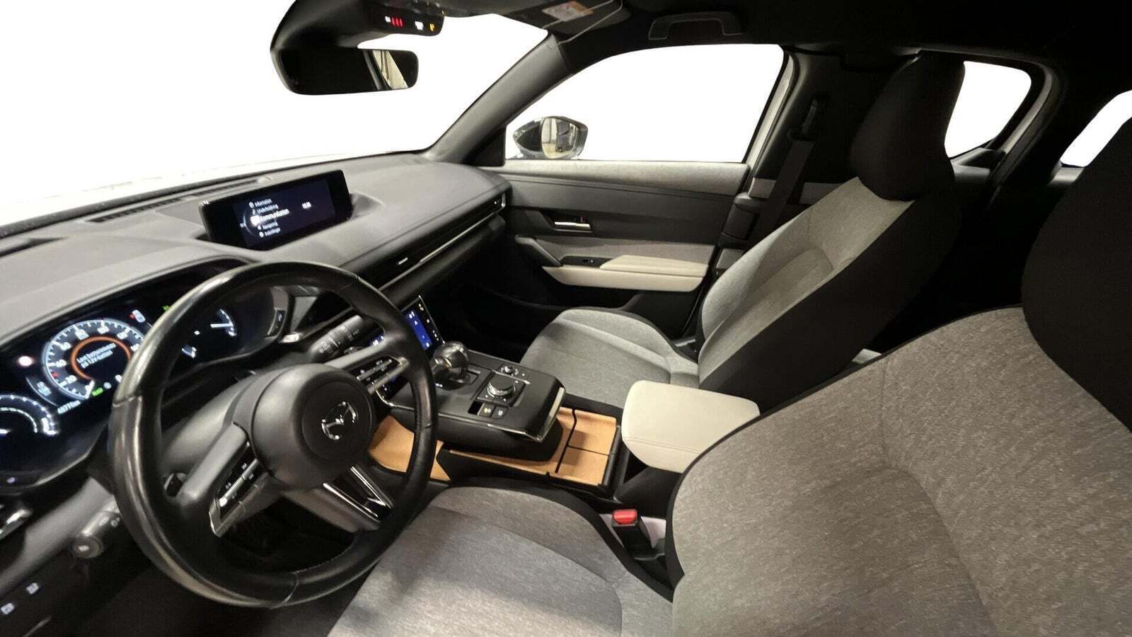 Mazda MX-30 e-SkyActiv Cosmo