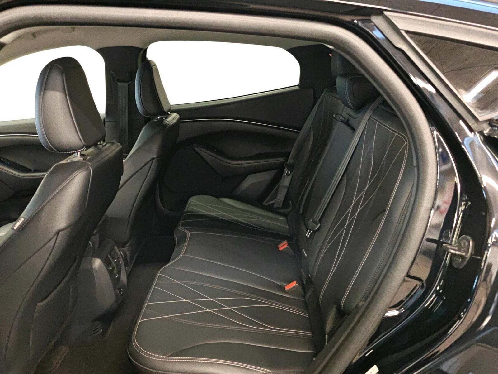 Ford Mustang Mach-E 75 Standard Range