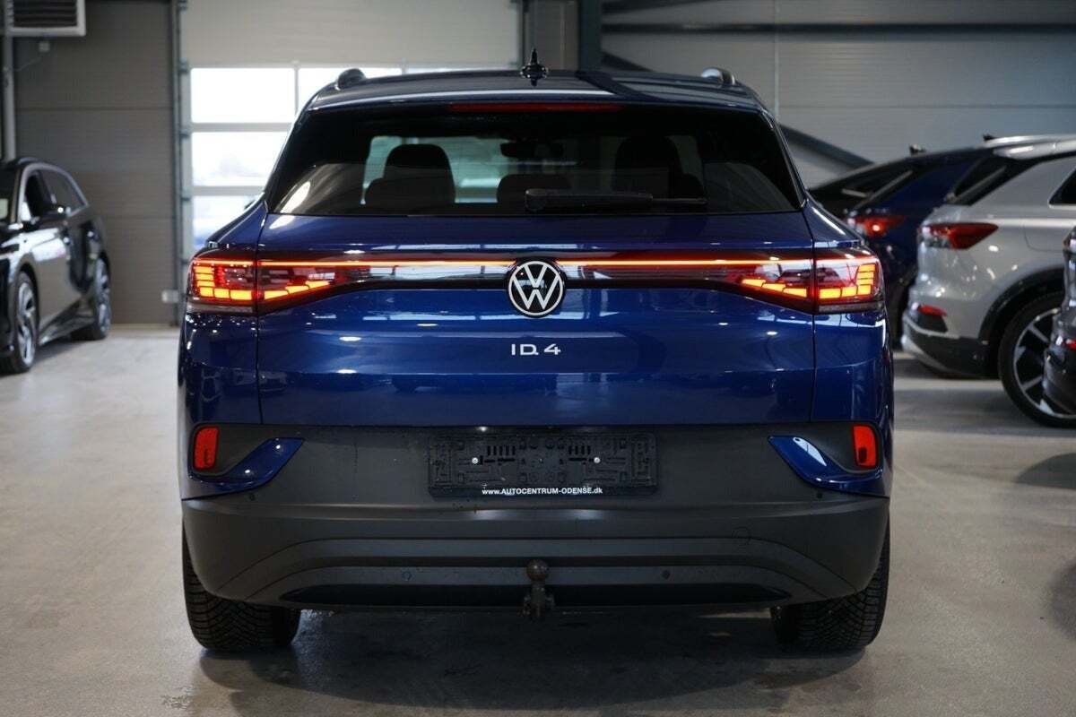 Blå VW ID.4 fra 2023