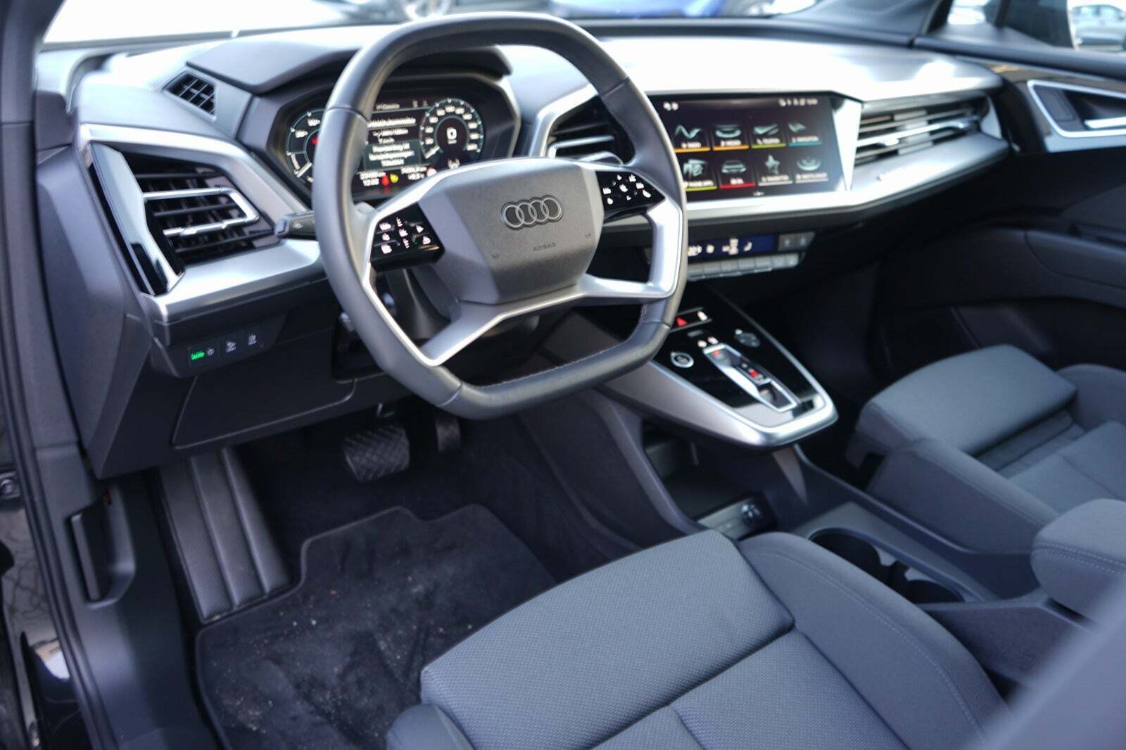 Audi Q4 e-tron 45 Advanced