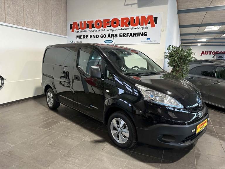 Nissan e-NV200 Premium Van