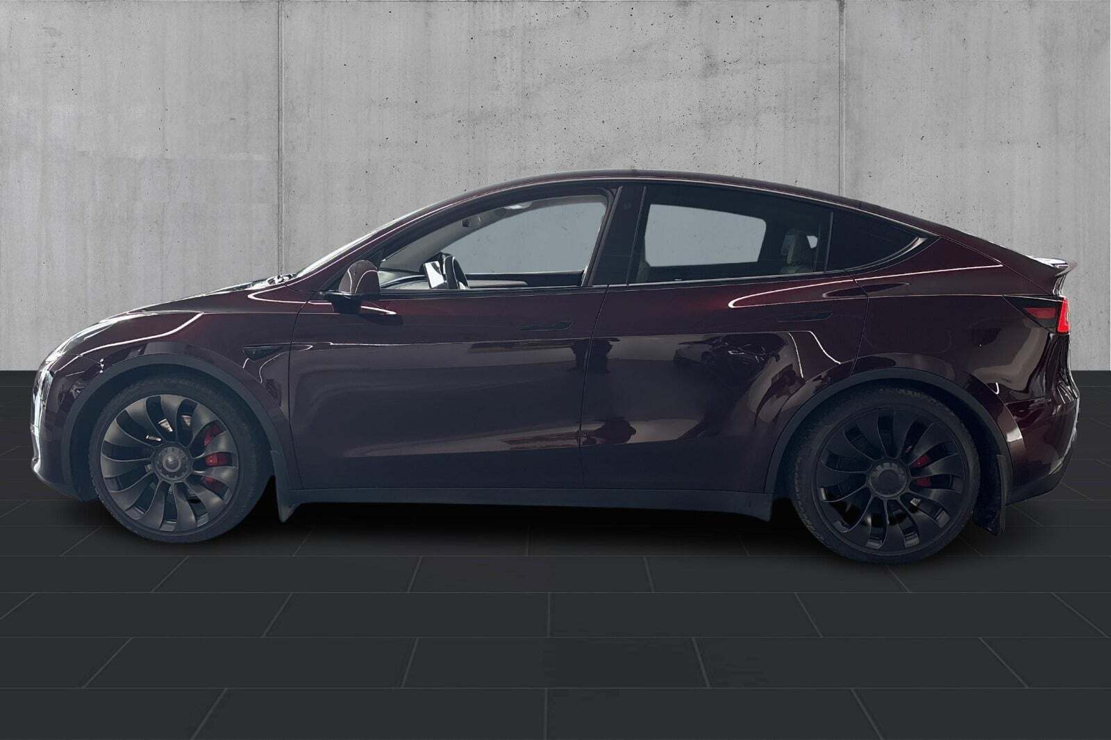 Tesla Model Y Performance AWD