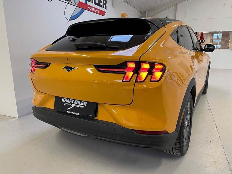 Ford Mustang Mach-E 88 Extended Range