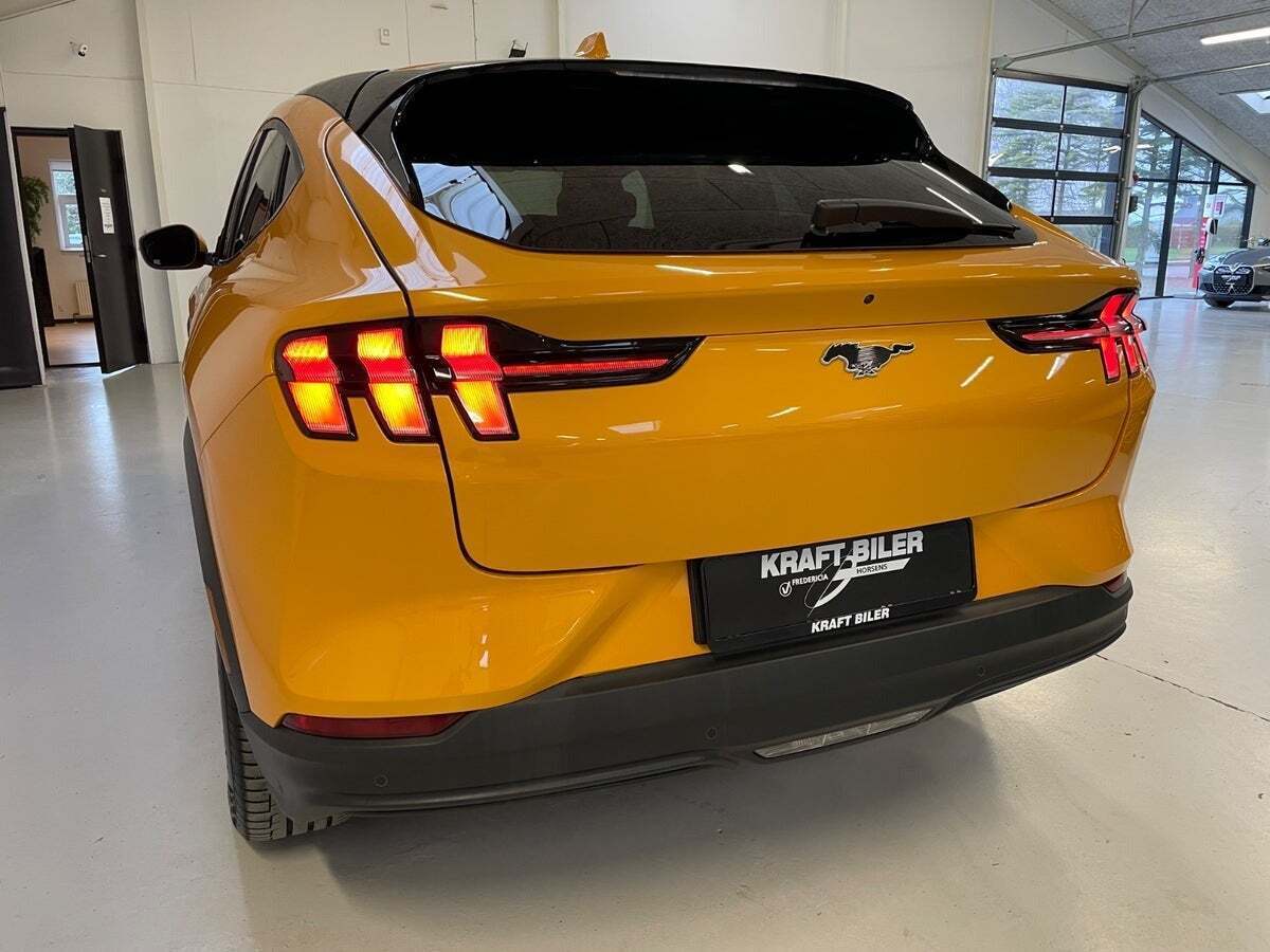 Ford Mustang Mach-E 98 Extended Range