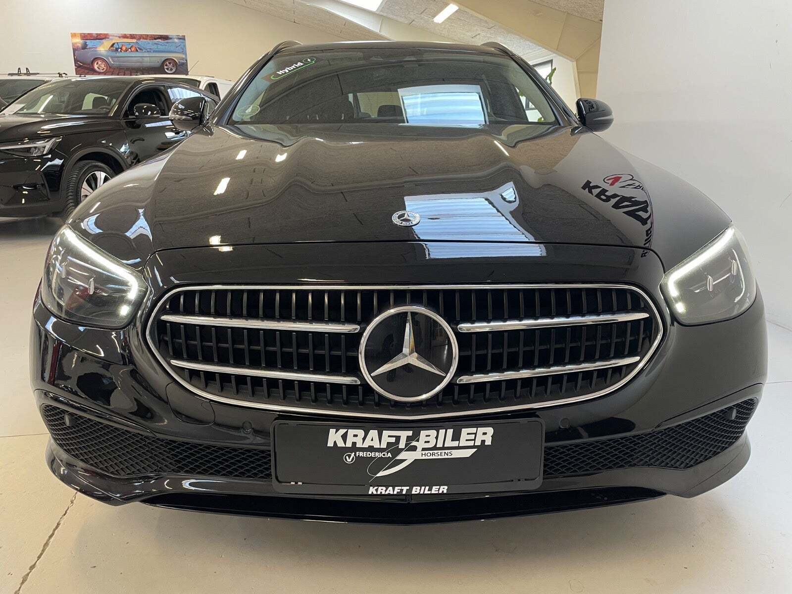 Sort Mercedes E300 de fra 2022