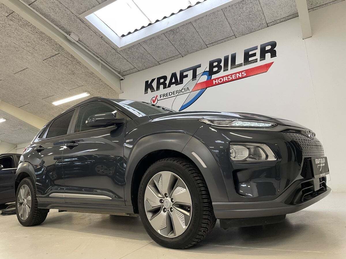 Hyundai Kona 64 EV Essential